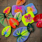 Load image into Gallery viewer, CALADIUM LEAF #20 | TUFTED MINI RUG
